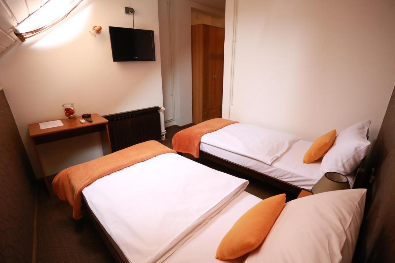 Bed and Breakfast Rustika Sobe Осієк Екстер'єр фото