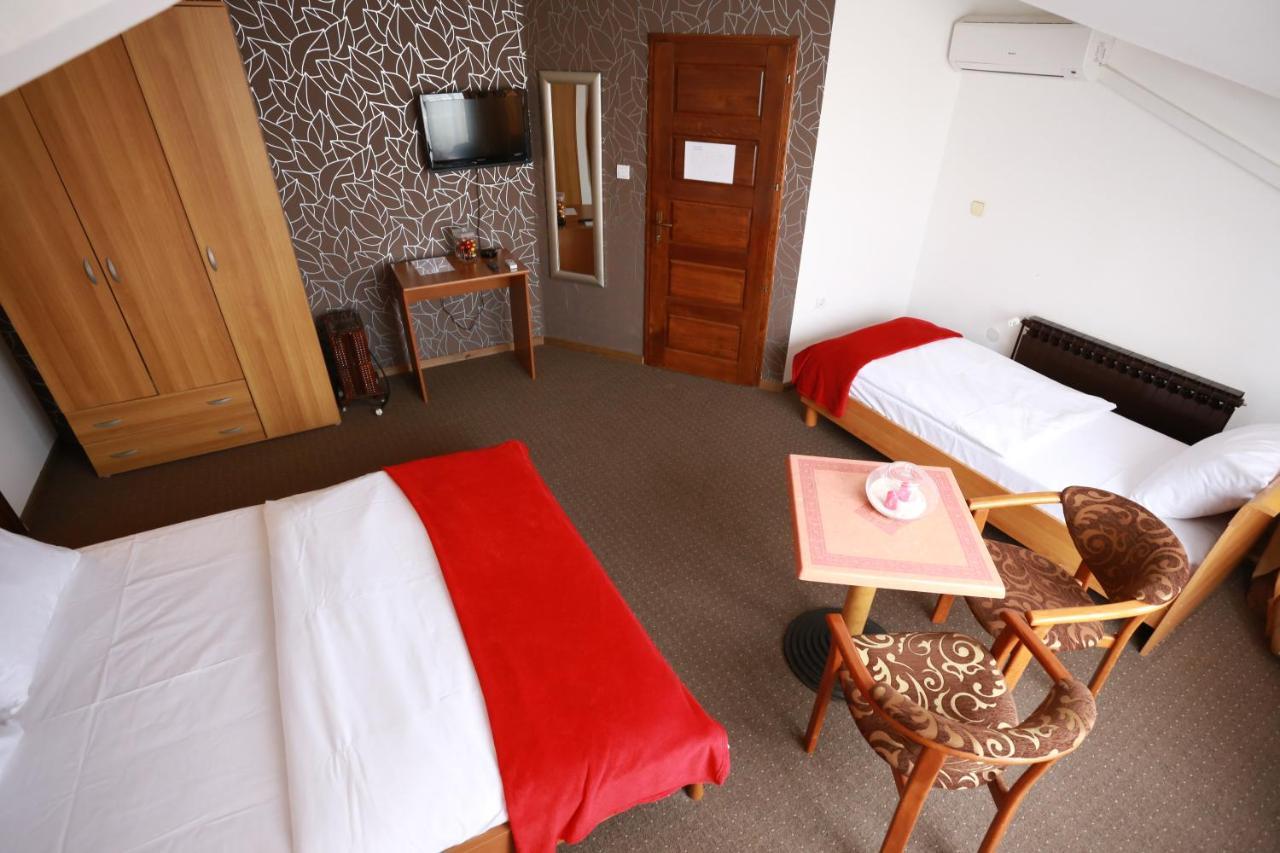 Bed and Breakfast Rustika Sobe Осієк Екстер'єр фото