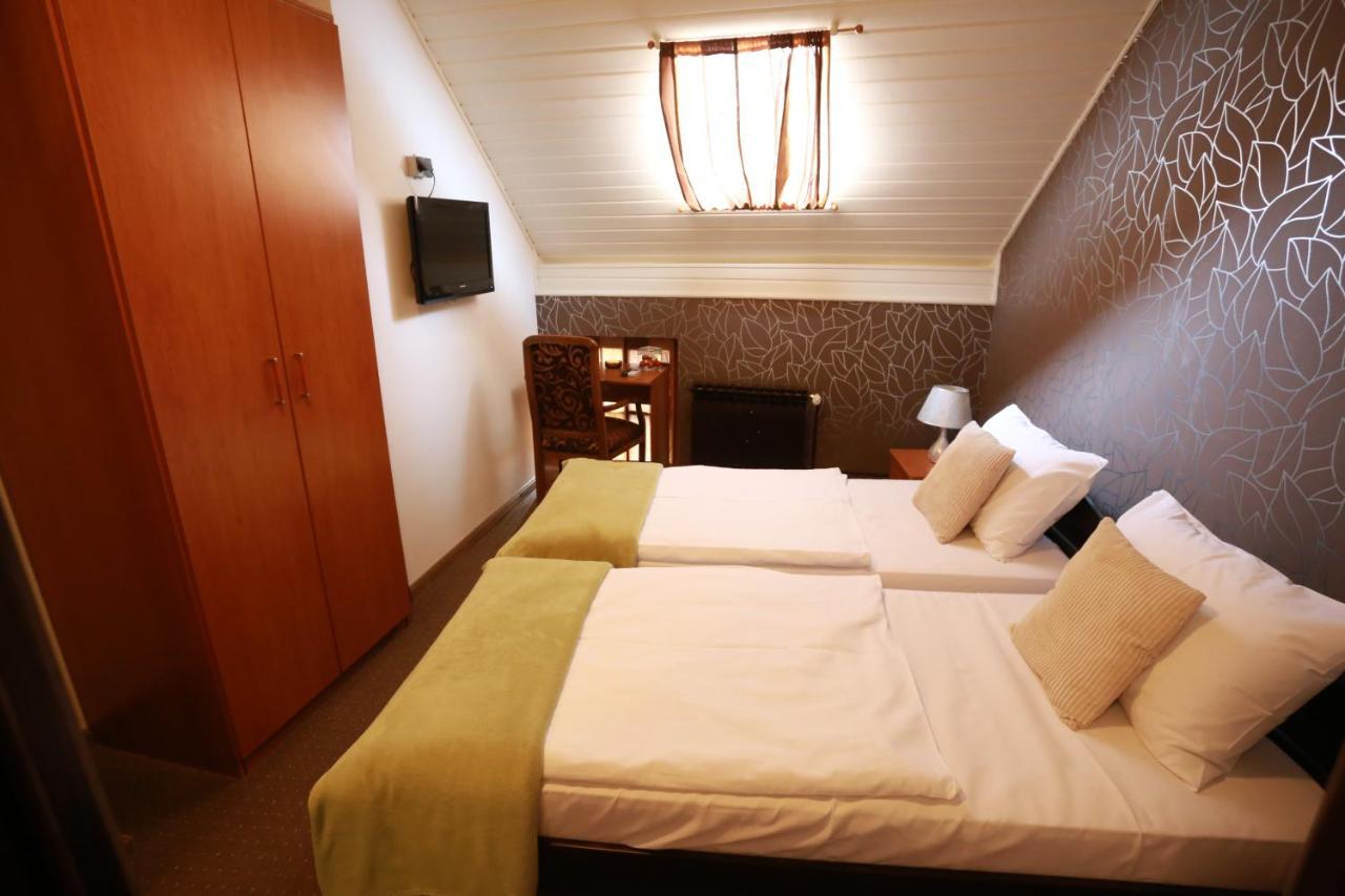 Bed and Breakfast Rustika Sobe Осієк Екстер'єр фото